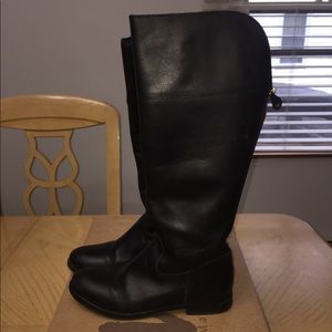 Matisse black leather boots